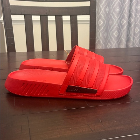 Adidas Racer TR Slides Sandals Shoes new red Mens Size 10 - Picture 3 of 14